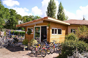 Photo n°11 de Camping Les Près Verts à Gastes (Appartement de vacances)