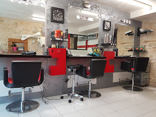 Photo n°4 de Elle Au Carré à Goudargues (Salon de coiffure)