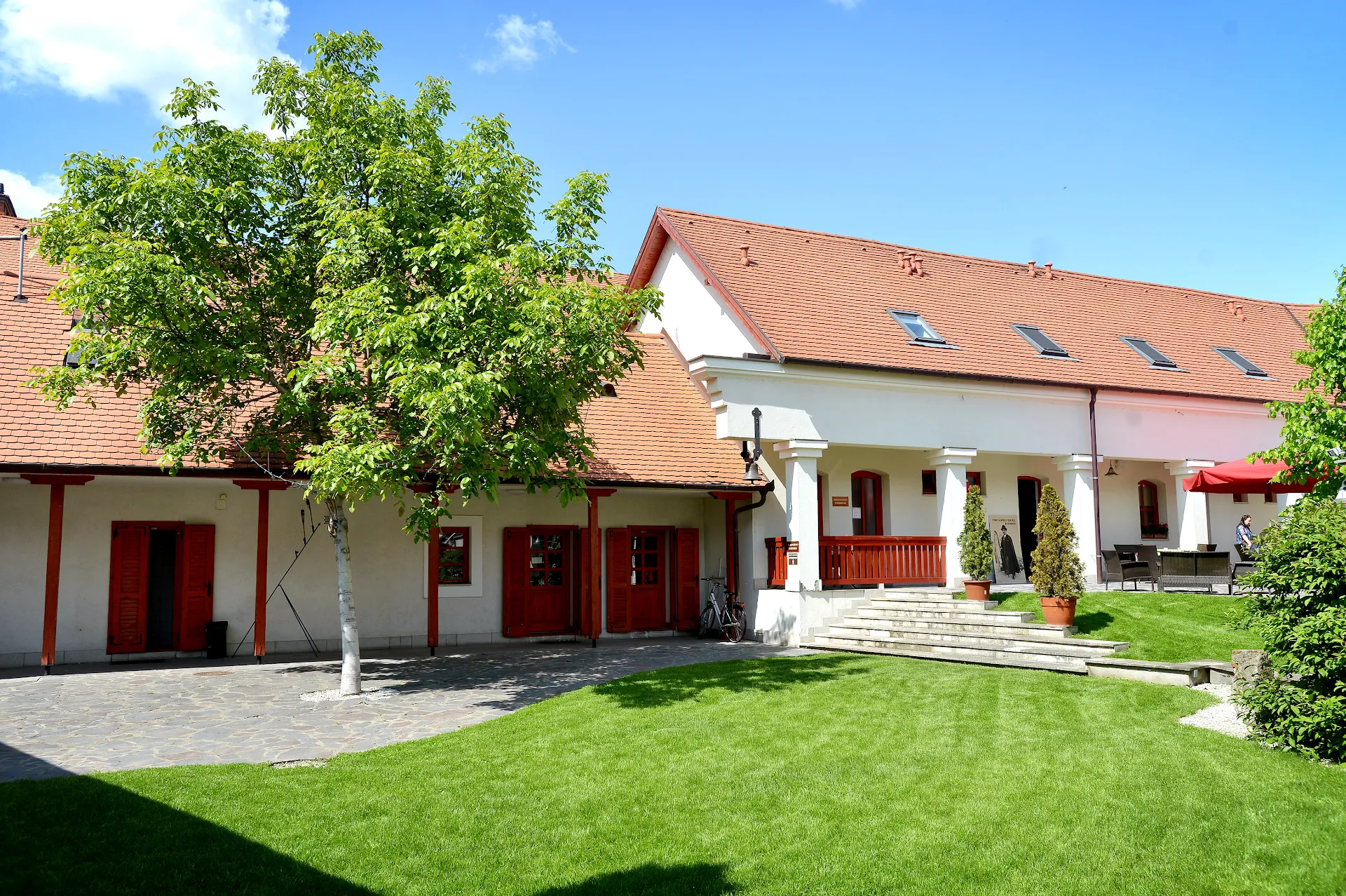 Servita Udvarház Apartman