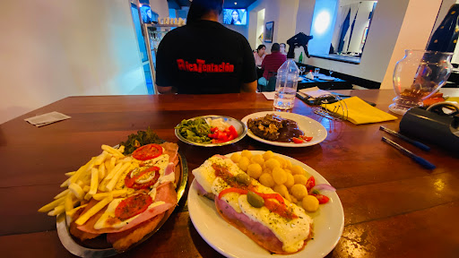 Rica Tentación Resto-Bar