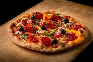 Photo n°2 de Kiosque à pizzas LOUVIERS à Louviers (Livraison de pizzas)