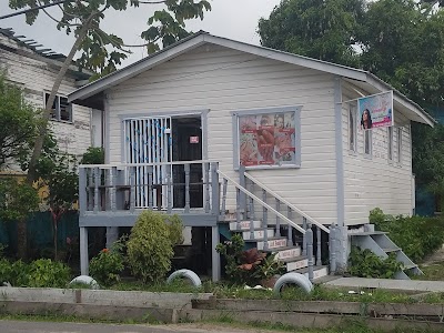 Photos of New Look Beauty Shop