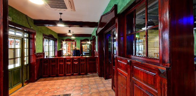 http://www.saloon-hdb.sk/