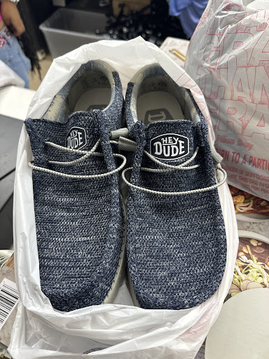 AW Outlet - Visual