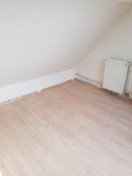 Photo n°11 de DeBatiNet -Déménagement, Bâtiment (Rénovation d'Intérieurs) et Nettoyage Fin de Chantier/ Déménagement #DeBatiNet à Bièvres (Carreleur)