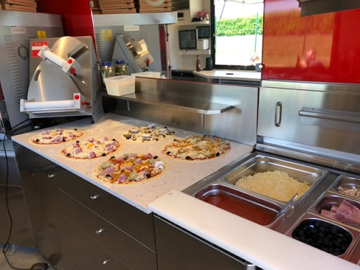 Photo 4 - Kiosque à Pizzas rond point de l'avion