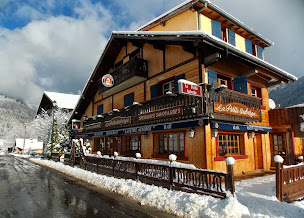 Photo n°43 de La Petite Auberge à Essert-Romand (Bar)