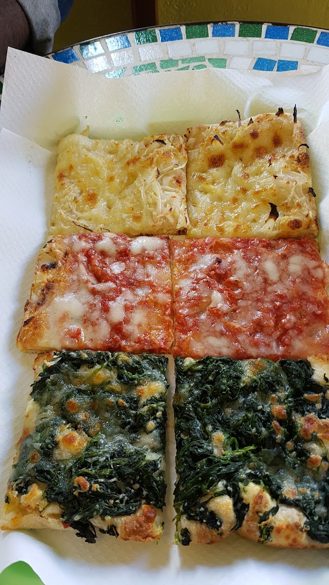 Pizzeria "La Lucciola"