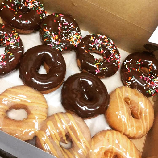 Benny's Donuts - Visual