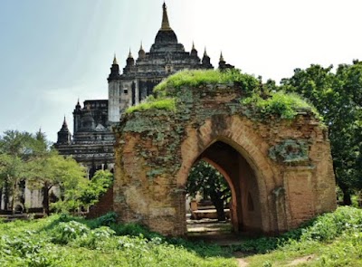 Photos of Tharabar Gate