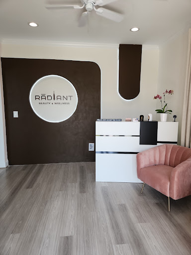 Radiant Image Studio. Evin Mitjavila