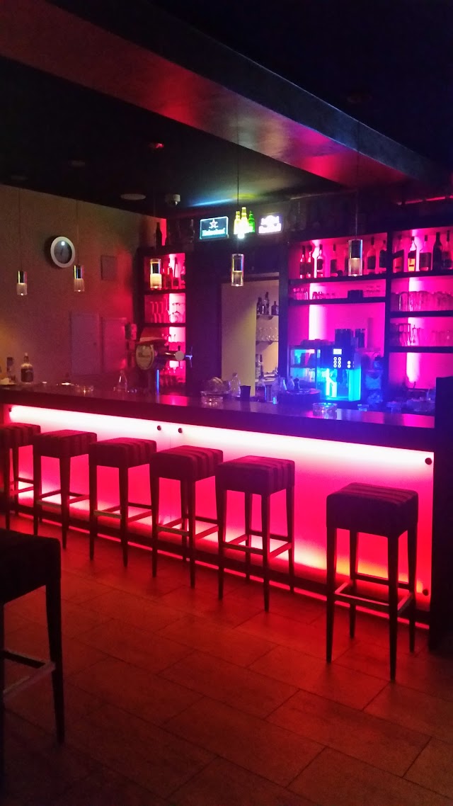 Times Lounge & Sportsbar