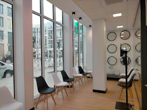 Photo n°3 de Dr SAMAMA Spécialiste Orthodontiste Saclay Gif Orsay Occlusodontie Pédodontie Gouttières INVISALIGN Apnées du sommeil à Gif-sur-Yvette (Orthodontiste)