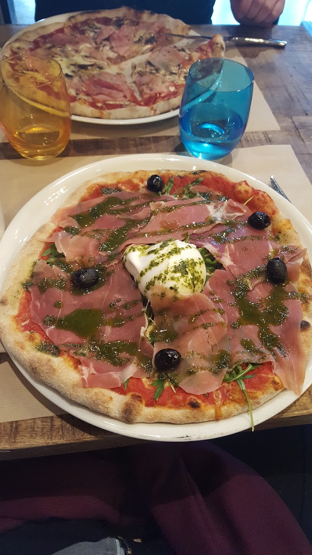 Capodimonte Pizzeria Labege