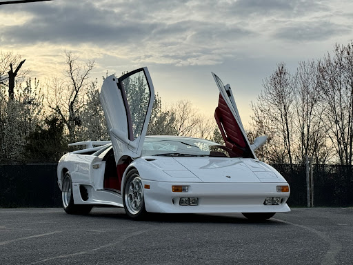 Auto Centro, Inc.