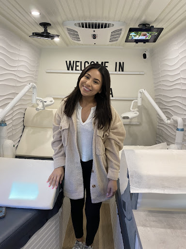 Houston Mobile Teeth Whitening