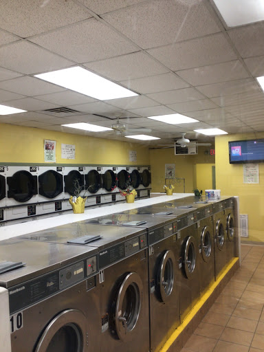 Laundromat La Paz Gallery - United States