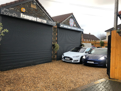 Frampton Garage - Visual