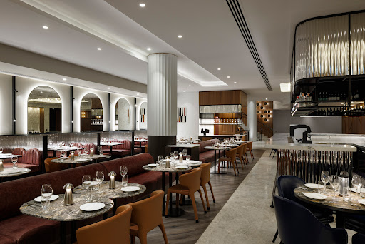 Dolly Restaurant & Cocktail Bar