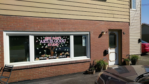 Miss Gabi's Art is Good Studio Gallery - United States