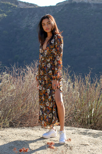 April Blooms Boutique - Thumbnail