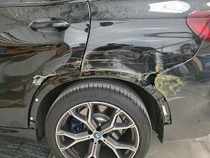 Photo n°18 de Carrosserie de Saint Jean D'Illac à Saint-Jean-d'Illac (Atelier de carrosserie automobile)