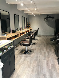 Photo n°20 de L C Coiffure And Co à Forcalquier (Salon de coiffure)