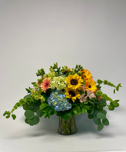 Comal Flower Shop on The Plaza - Thumbnail