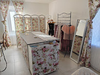 Tout En Élégance, le Salon de Couture, retouches, cours et confection sur mesure. à Siccieu-Saint-Julien-et-Carisieu