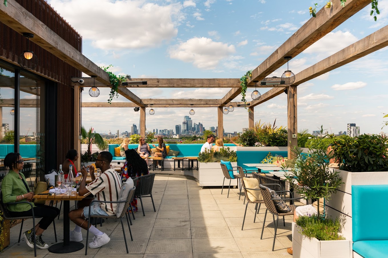 Uncover the hidden gems and unique experiences that Peckham has to offer with our guide to the top things to do in this trendy south London neighbourhood. From rooftop bars and street art tours to artisanal markets and cultural hotspots, this post covers all the must-see attractions and off-the-beaten-path adventures in Peckham. Whether you're a local or a first-time visitor, you'll find plenty of inspiration for your next urban adventure. | Things to do in London | #peckham #londontravelguide