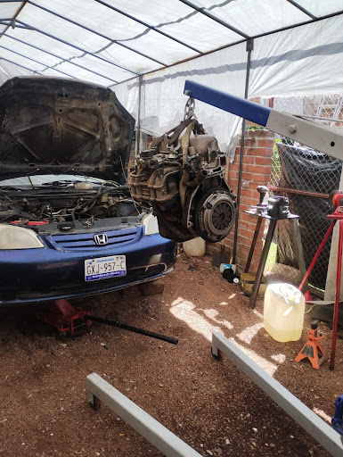 SERVICIO AUTOMOTRIZ MARTINEZ