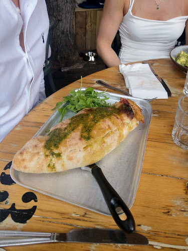 theploughharborne.co.uk