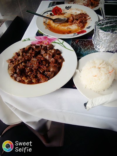 Photos of Cercle Vert, Yaound&eacute;