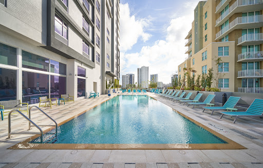 TruView Pool Bar - Visual