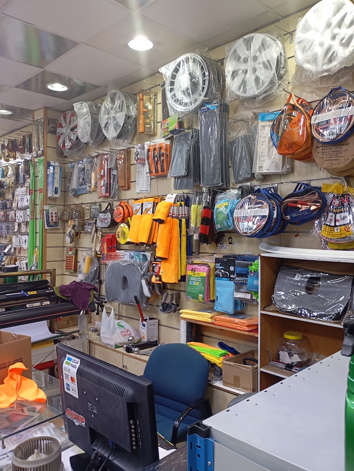 زينة سيارات عبدالرحمن الدوسري لزينة السيارات - صورة 2