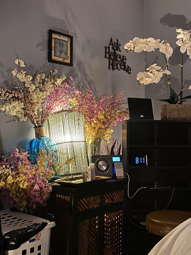 Rae of Light Aromatherapy Massage Therapy