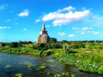 Photos of Vilgamwehera Maha Seya