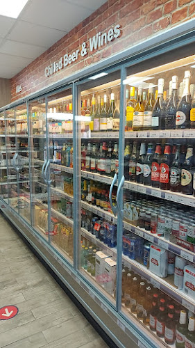 Reviews of Well Hall Wines in London - Liquor store