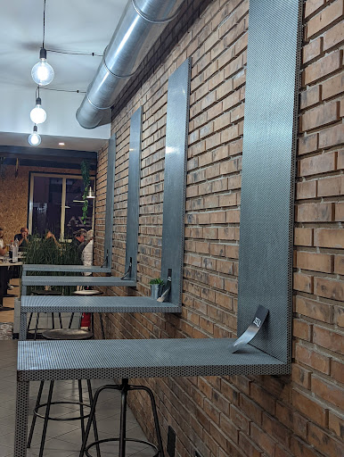 Zeza Pizzeria - Italy