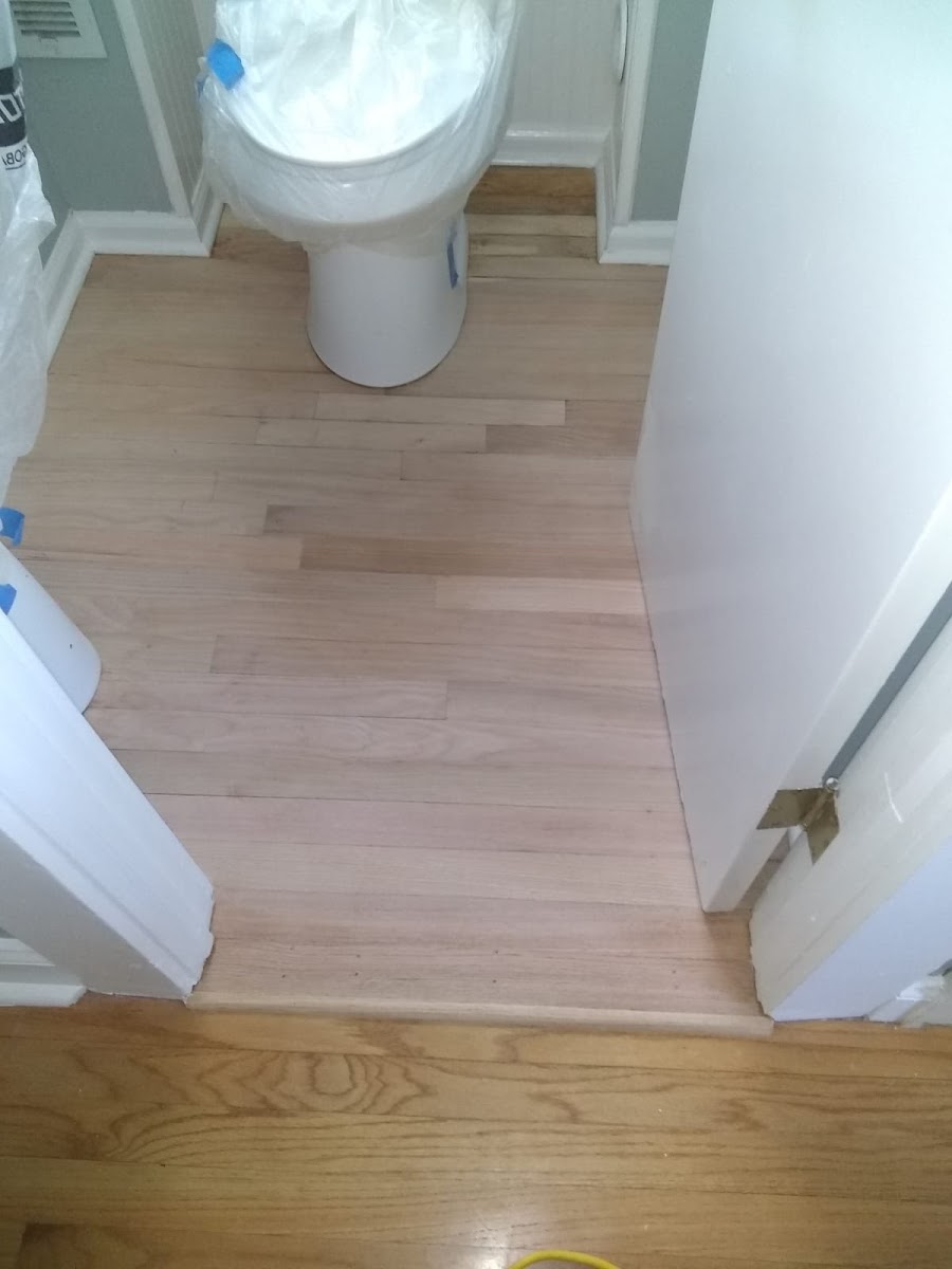 Clean laundry equipment at Valle Hardwood Floors LLC in Bridgeport, CT