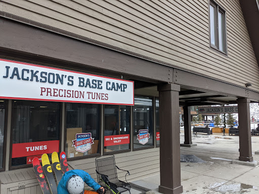 Jackson's Base Camp - Visual