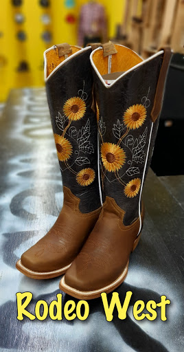 RODEO WEST BOTAS - Thumbnail