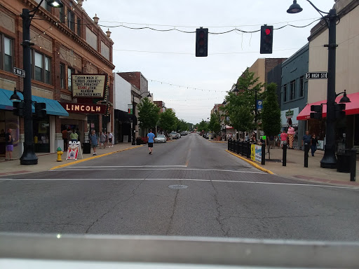 Belleville Square - Visual