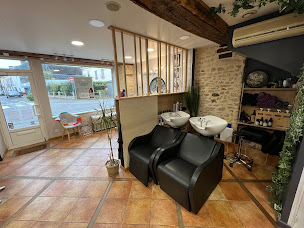 Photo n°2 de Ameline salon de coiffure à Écouché-les-Vallées (Salon de coiffure)