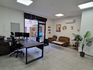 Photo n°8 de Allianz Assurance TOULOUGES - LECLERCQ-POULIN BELMAAZIZ à Toulouges (Compagnie d'assurance moto)