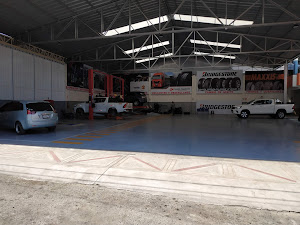 Taller Automotriz Multillantas Tacna 1