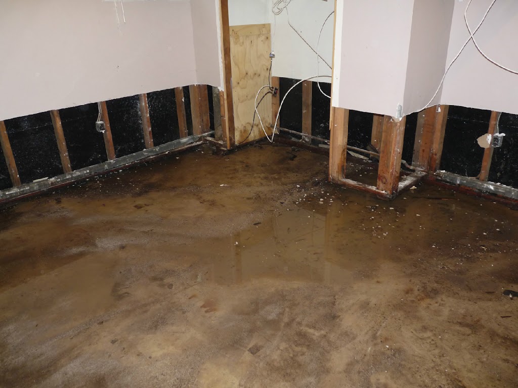 Diamond Water Damage Restoration photo