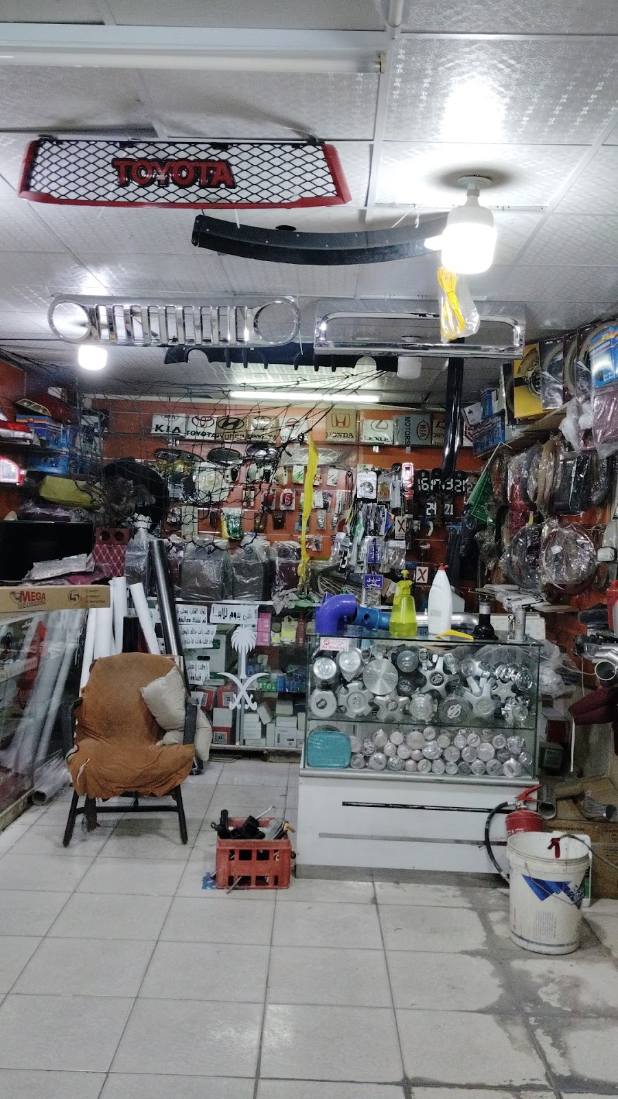 ورشة فهد للتنجيد والسمكرة والبوية - صورة 3