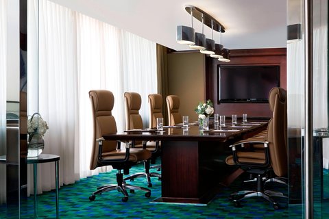 Hong Kong SkyCity Marriott Hotel by null