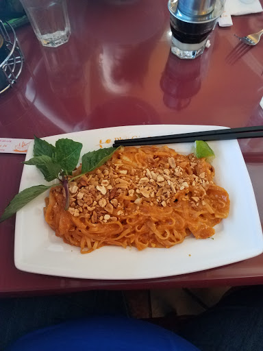 Pho Gia - Visual